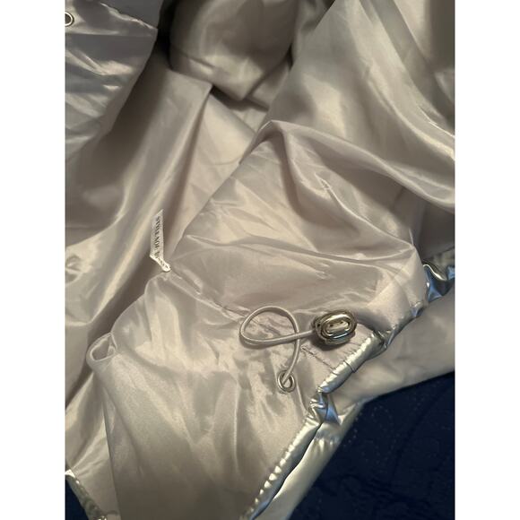 GUC Daisy Silver Puffer Cropped Puffer Jacket Warm Front Zipper Size 1X - Picture 5 of 6